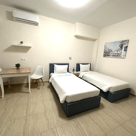 Navarino Luxe Suites Peraía 외부 사진