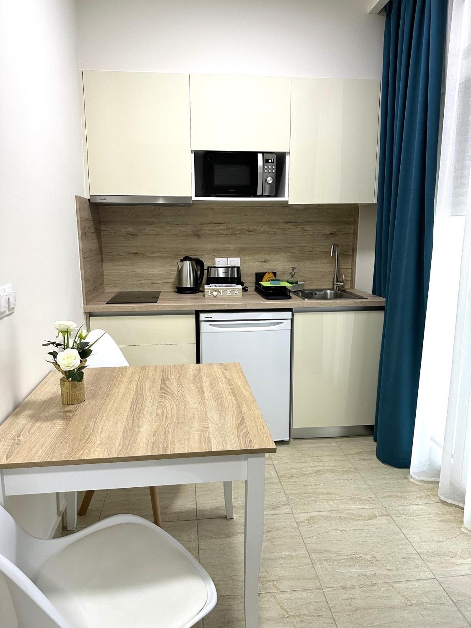 Navarino Luxe Suites Peraía 외부 사진