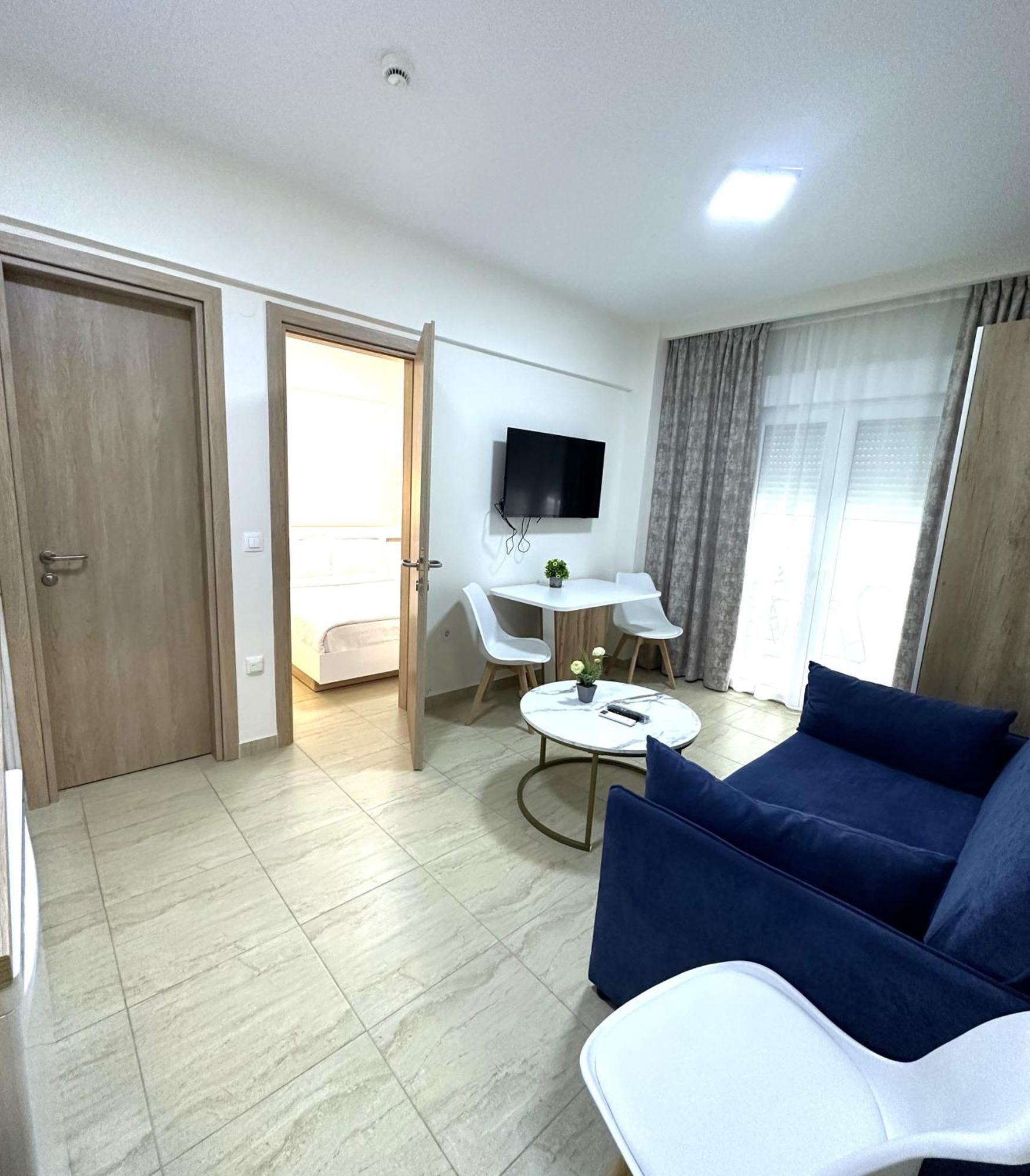 Navarino Luxe Suites Peraía 외부 사진